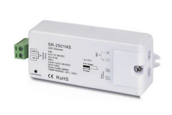 Jednokanálový přijímač RF signálu pro ovládání jednobarevných napěťově napájených LED sestav
